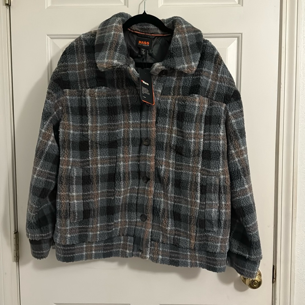 Bass, small jacket, ptp 23in, length 27in, blue and brown plaid and nwt